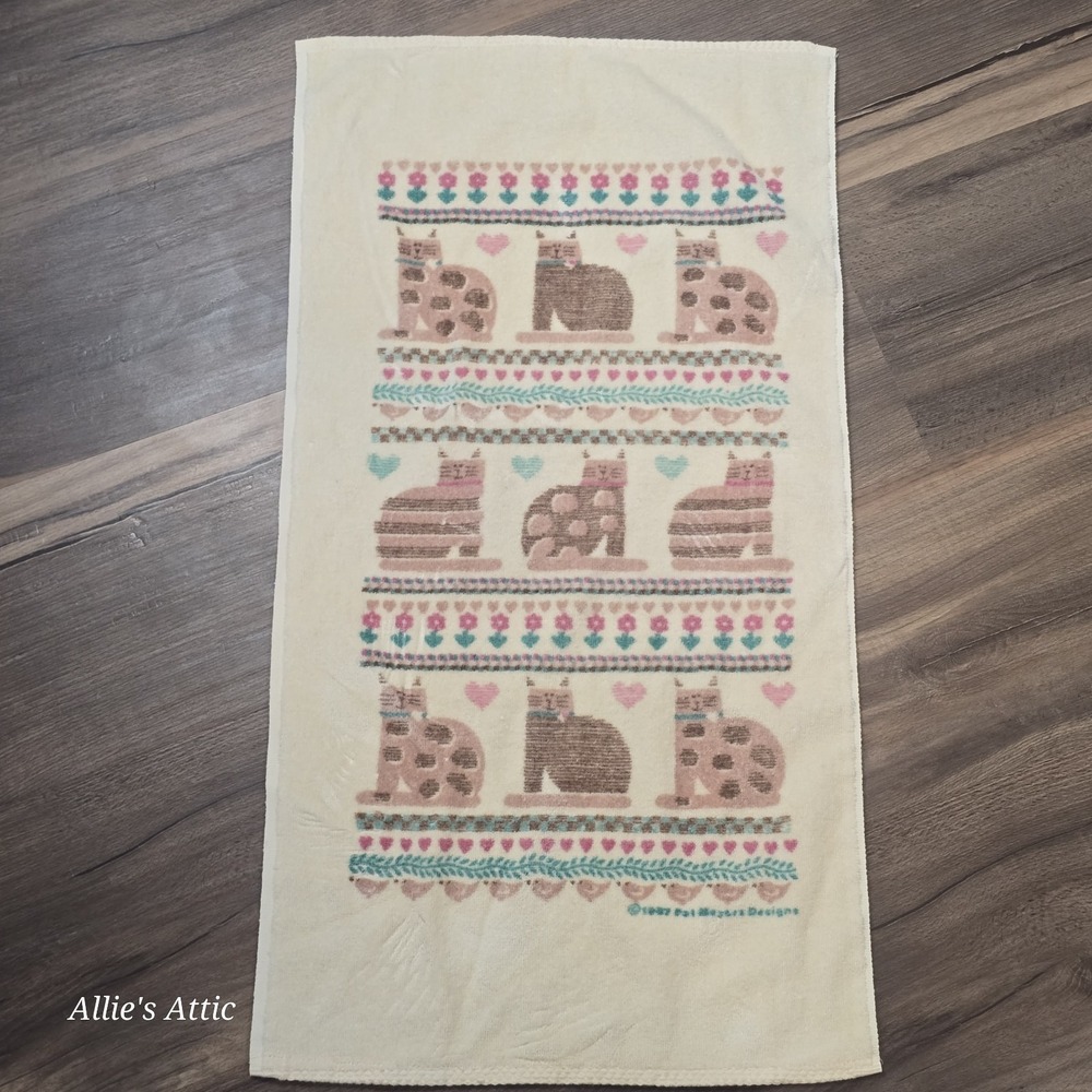 Vintage Cat Hand Towel 80s 90s Kitty Grannycore Cottagecore Terrycloth 30x16